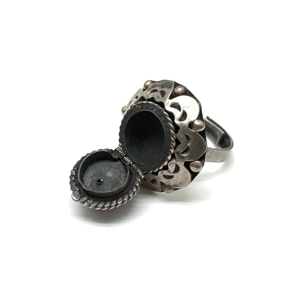 Vintage Taxco Sterling Silver Amethyst Poison Ring Adjustable - Picture 12 of 15